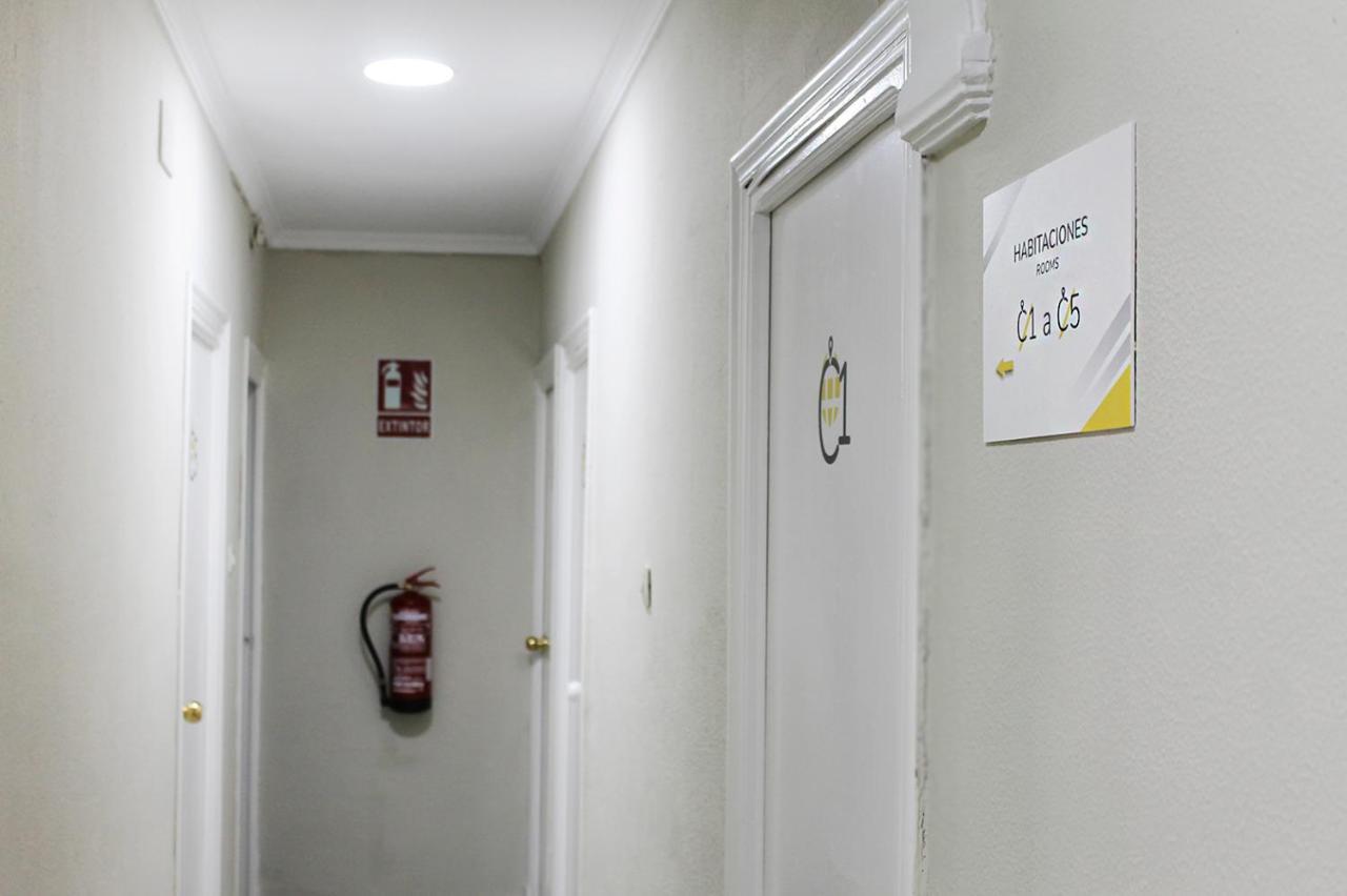 Hotel Restaurante Via Sevilla - Cadiz By Ma 22 Puntos El Cuervo  Екстериор снимка