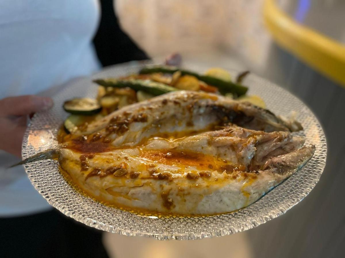 Hotel Restaurante Via Sevilla - Cadiz By Ma 22 Puntos El Cuervo  Екстериор снимка