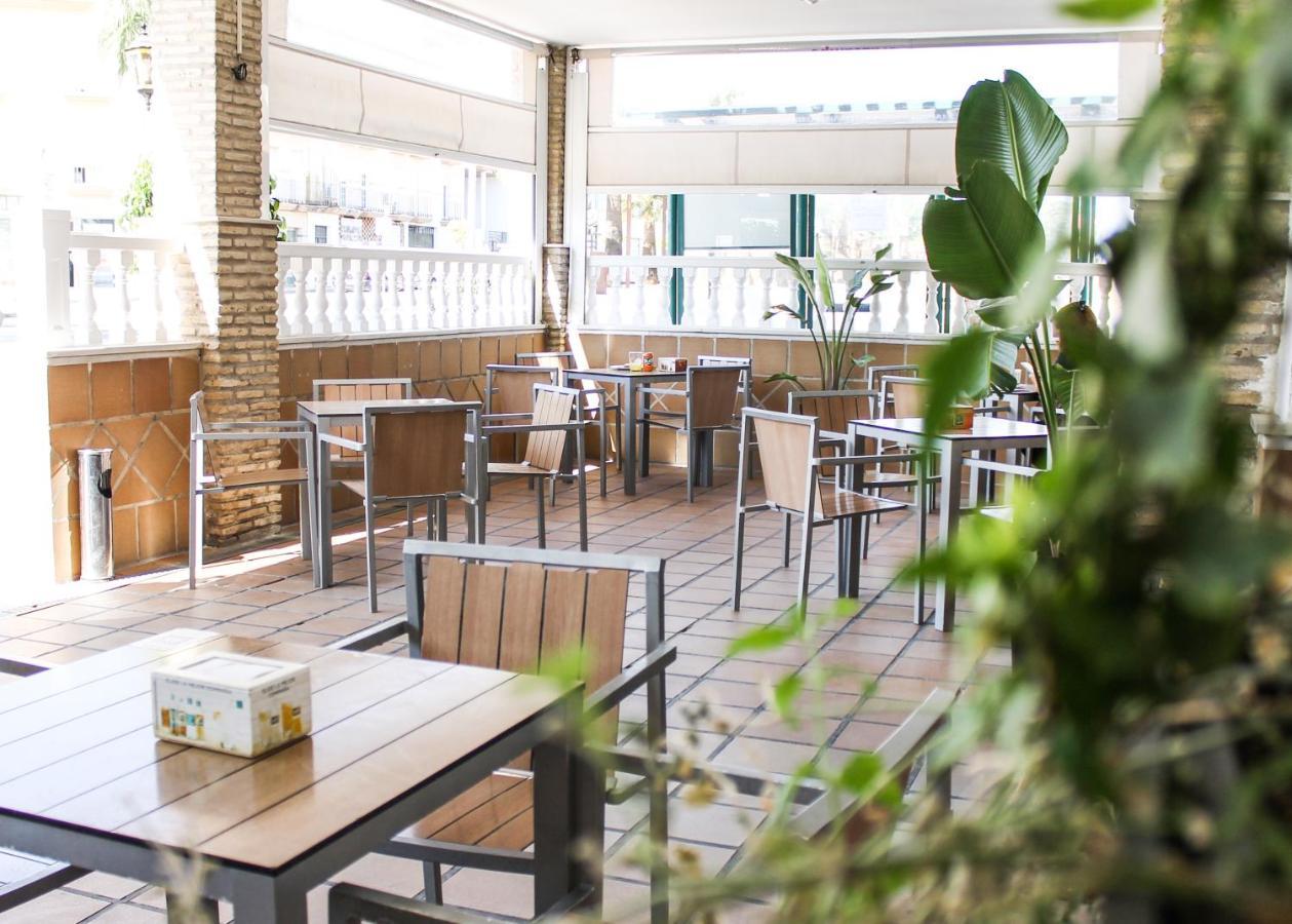 Hotel Restaurante Via Sevilla - Cadiz By Ma 22 Puntos El Cuervo  Екстериор снимка